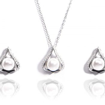 925 Silver Natural Pearls Chain Pendant Earrings Set