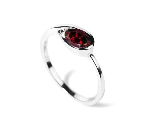 925 Sterling Silver Natural Garnet January Birthstone Ring for Women - Image 2