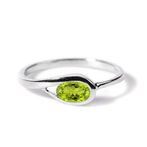 925 Sterling Silver Natural August Peridot Birthstone Ring for Women
