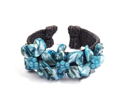 Gempro Genuine Shell Pearl Flower Statement Bracelet Women